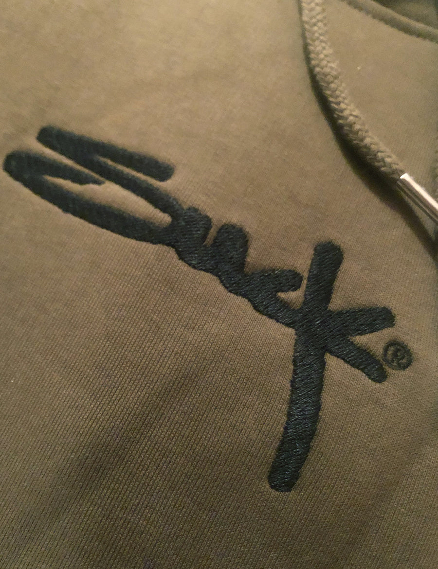 Kapuzenpullover mit Logo